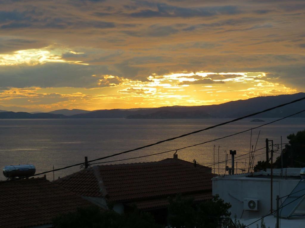 Ocean View Apartment Нео Клима Екстериор снимка